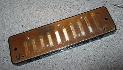 The draw reedplate, with Blu-Tak